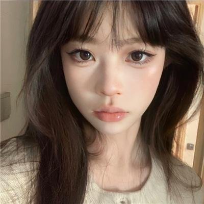 站起来的女孩